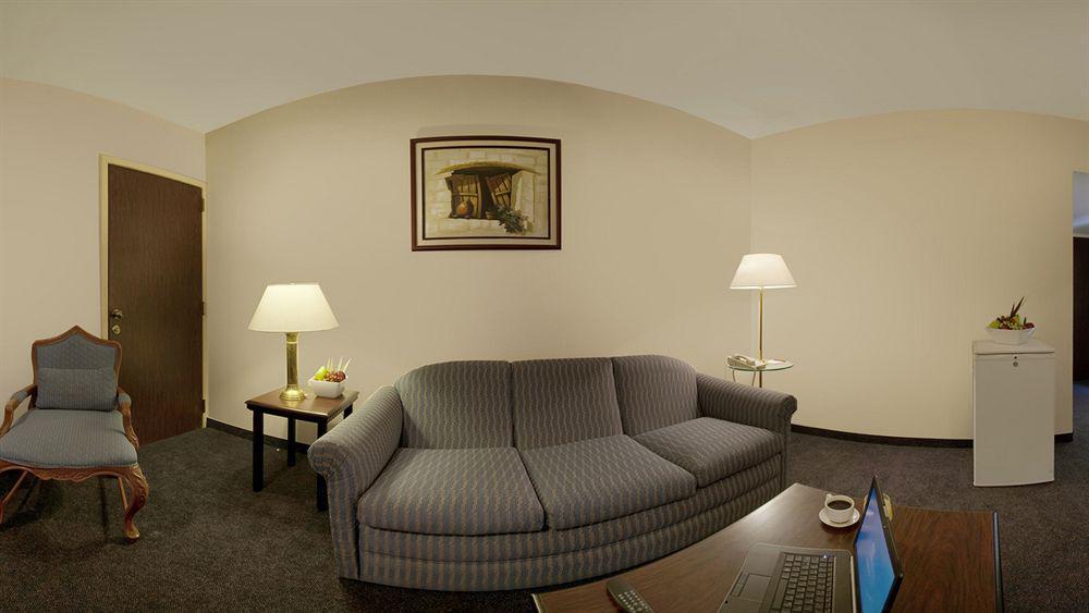 Fiesta Inn León Kültér fotó